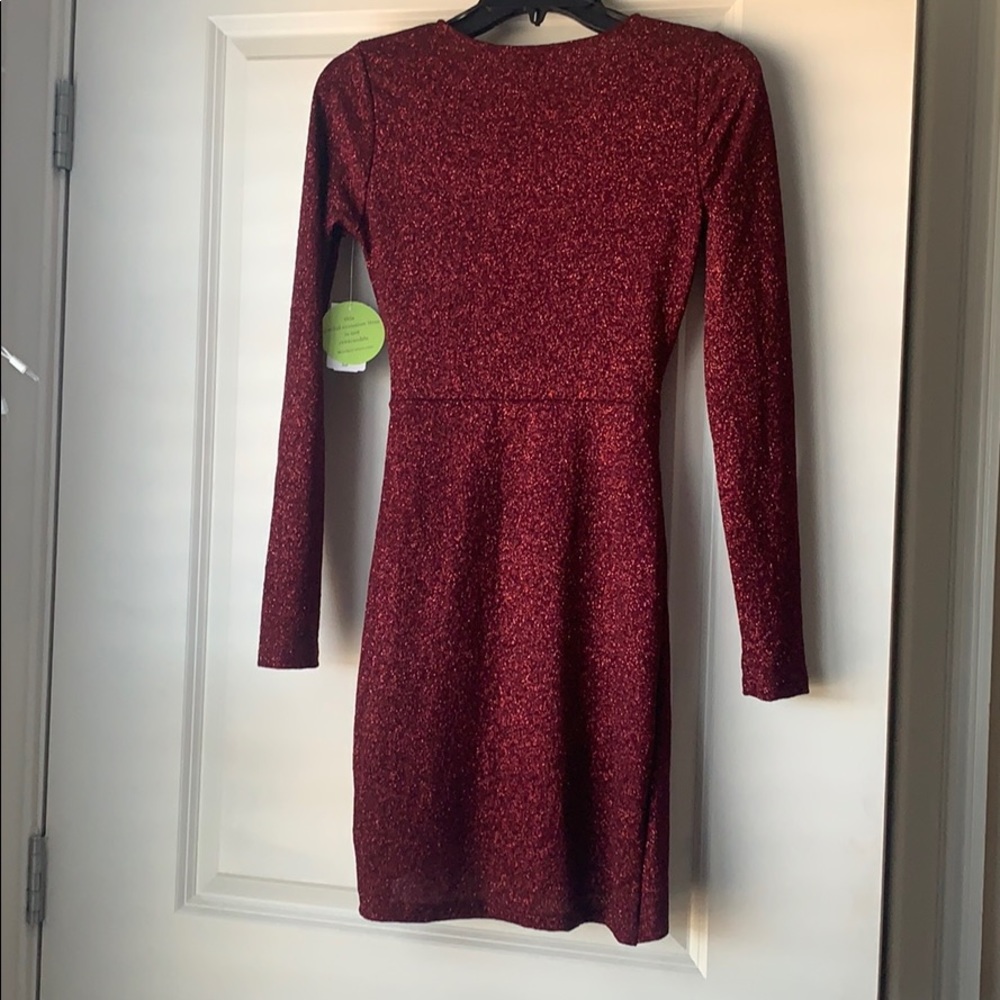 Windsor Long sleeve Wine Dress - Picture 7 of 7
